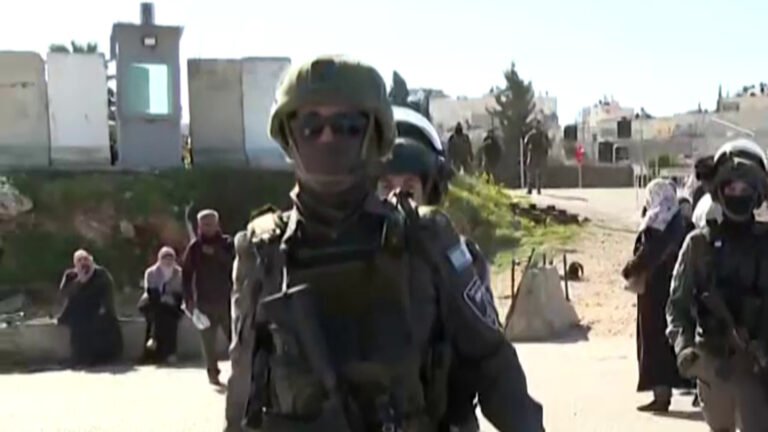 Israeli forces harass Al Jazeera reporter, journalists | Gaza