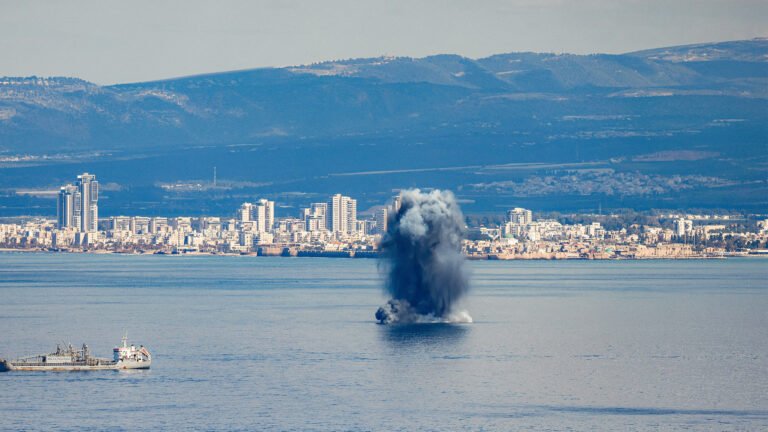 Israeli defence system intercepts Iranian missiles over Haifa | Israel-Iran conflict