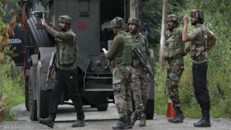 Precise attack: The rocket was fired where the terrorists were hiding, they did not even get a chance to escape; Three Pakistani terrorists killed – Security Forces Killed Three Pakistani Terrorists In Jammu