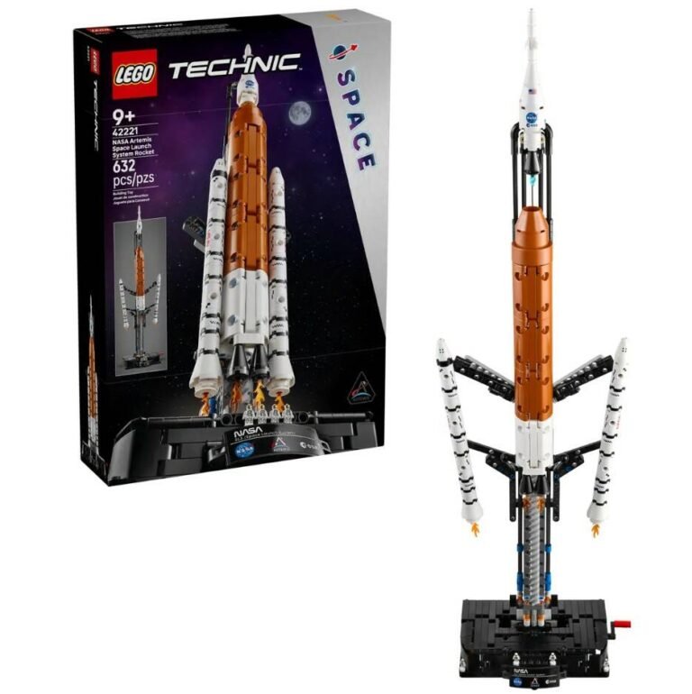 Lego goes back to the Moon with Artemis set • The Register