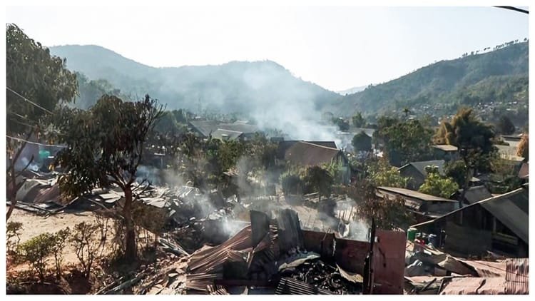 Manipur Unrest: Violence erupts again in Ukhrul, Manipur; 21 houses burnt, administration trying to restore peace – Manipur Violence Ukhrul District Tensions Law And Order Manipur Houses Set On Fire Community Conflict