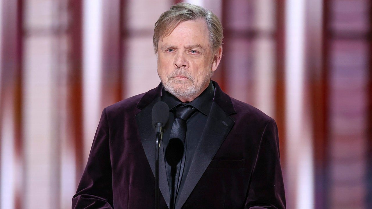 mark-hamill-star-wars-stage.jpg