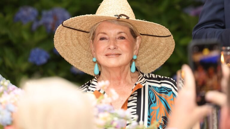 Martha Stewart considers experimenting with 3-day gluten detox challenge