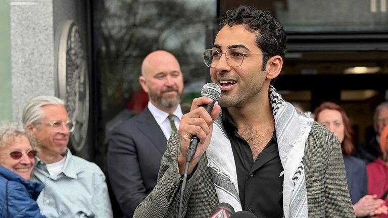 Palestinian activist Mohsen Mahdawi wins deportation case in immigration court