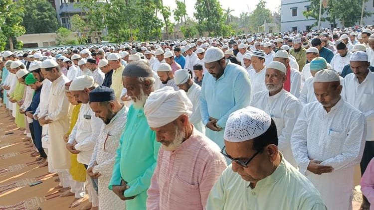 Ramadan: Moon sighted at many places, first Roza tomorrow, Shahi Imam of Fatehpuri Mosque announced – Ramzan Fasts To Begin From Thursday In India, Crescent Moon Sighted
