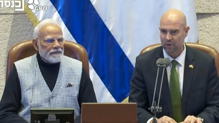 Pm Modi Israel Visit Live: PM Modi is the world’s most respected leader, India is our great friendly country – Netanyahu – Pm Narendra Modi Two Days Visit Israel India Strategic Partnership Benjamin Netanyahu Live Updates