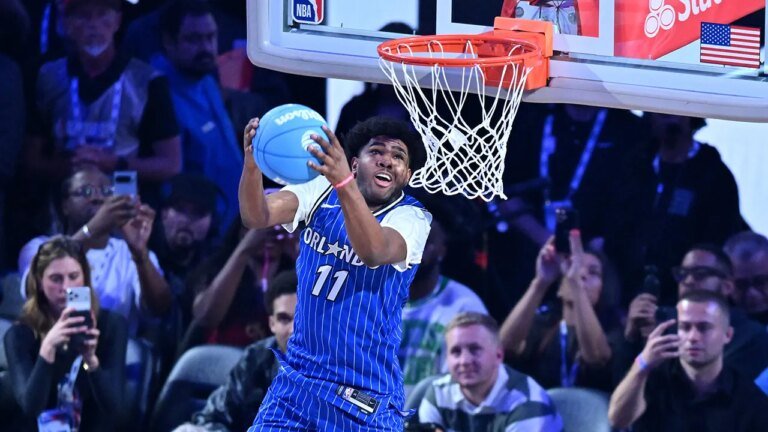Magic’s Jase Richardson falls on dunk attempt
