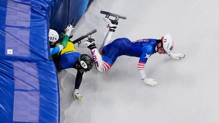 American speedskater crashes during heat