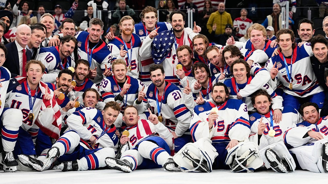 olympics-usa-hockey-7.jpg