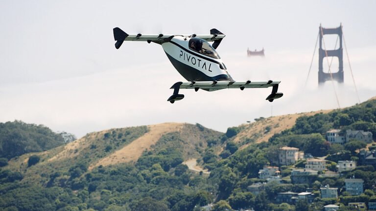 Flying car Helix by Pivotal now available for $190,000 reservations