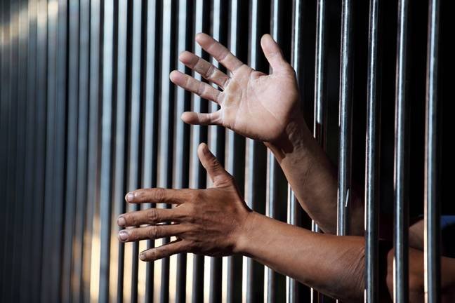 Desktop tech sent to prison for an education on odd tattoos • The Register