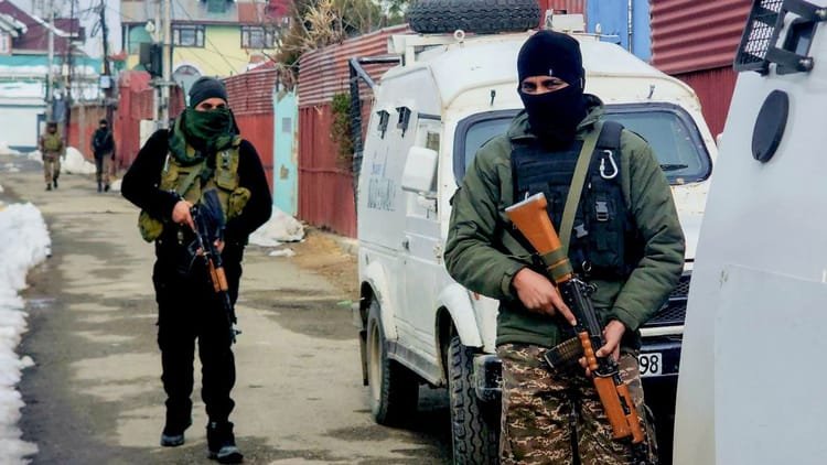 J&k Encounter: Encounter between security forces and terrorists in Kishtwar, two terrorists injured, top Jaish commander killed – Encounter Begins Between Security Forces And Jaish Terrorists In Kishtwar