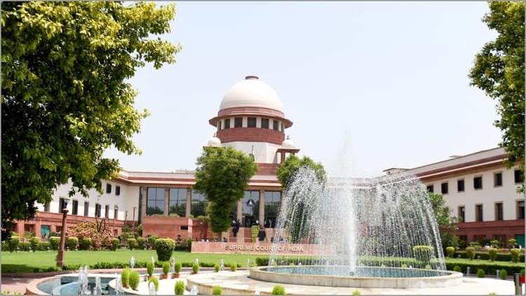 Nava Kerala Mission controversy: Supreme Court stays the decision of Kerala High Court, notice issued on government’s appeal; Know the matter – Nava Kerala Mission Row Ldf Govt Supreme Court Hearing Stay On Kerala HC Decision To Quash Hindi News Updates