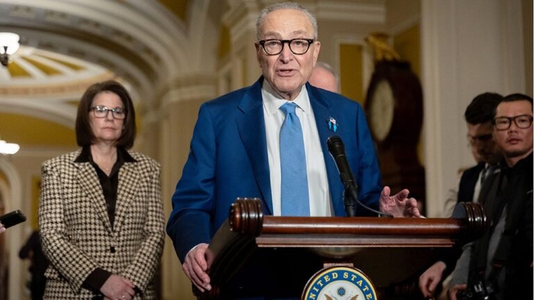 Dems, White House stuck in DHS negotiations as partial shutdown continues into 4th day