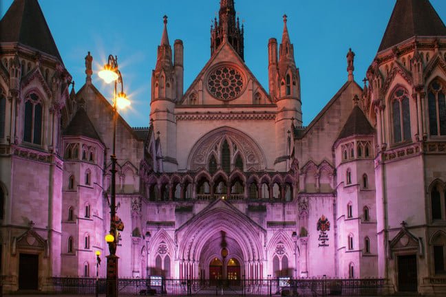 Courts unplug from ancient datacenters after five-year slog • The Register