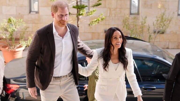 Harry and Meghan arrive in Jordan for visit highlighting needs of refugees | UK News