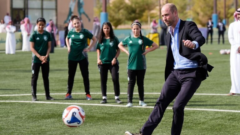 William didn’t react to Epstein question – but his actions on Saudi trip have been telling | World News