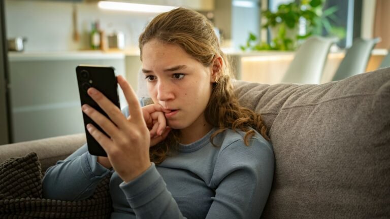 Parents admit they have no idea what their children look at on their smartphones | UK News