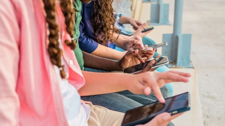 Instagram and YouTube ‘engineer addiction’ in young people, landmark trial hears | Science, Climate & Tech News