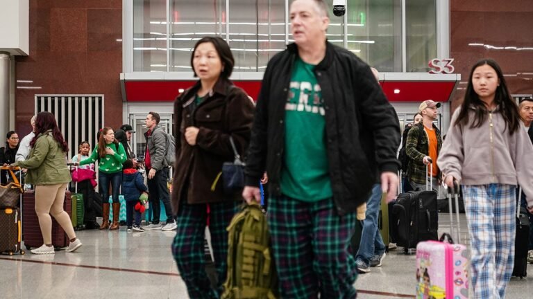 Tampa International Airport sparks firestorm with hilarious pajama ban post