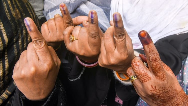 Sir: Today is the last day of hearing under SIR in West Bengal, the time limit may be extended – Bengal Sir Major Update 50000 Unmapped Voters 3 5 Lakh Logical Discrepancy Cases Yet To Appear For Hearing Eci