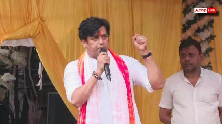 ‘Ganga of love and unity has been flowing in the soil of Gorakhpur’, MP Ravi Kishan wished Holi.
