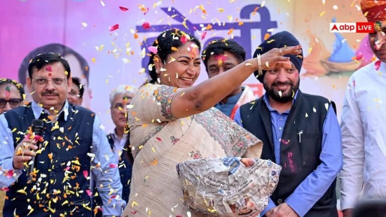 CM Rekha Gupta congratulated Holi, emphasized on brotherhood and developed Delhi.