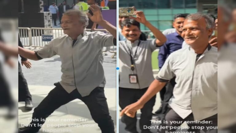 Young couples were dancing in Flash Mob, on seeing old Baba also got excited, showed amazing moves