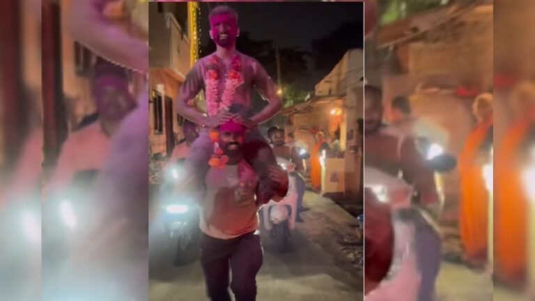 A true example of friendship, a friend carried a young man recruited in the army on his shoulders and took him around the entire village.