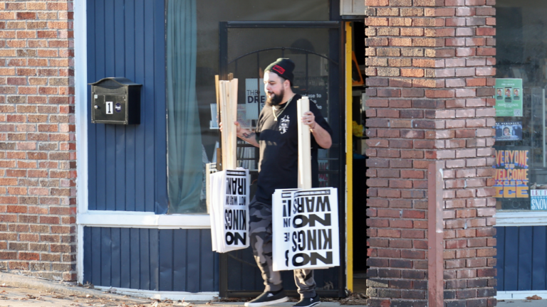 No Kings protests called performative and fake by conservative critics