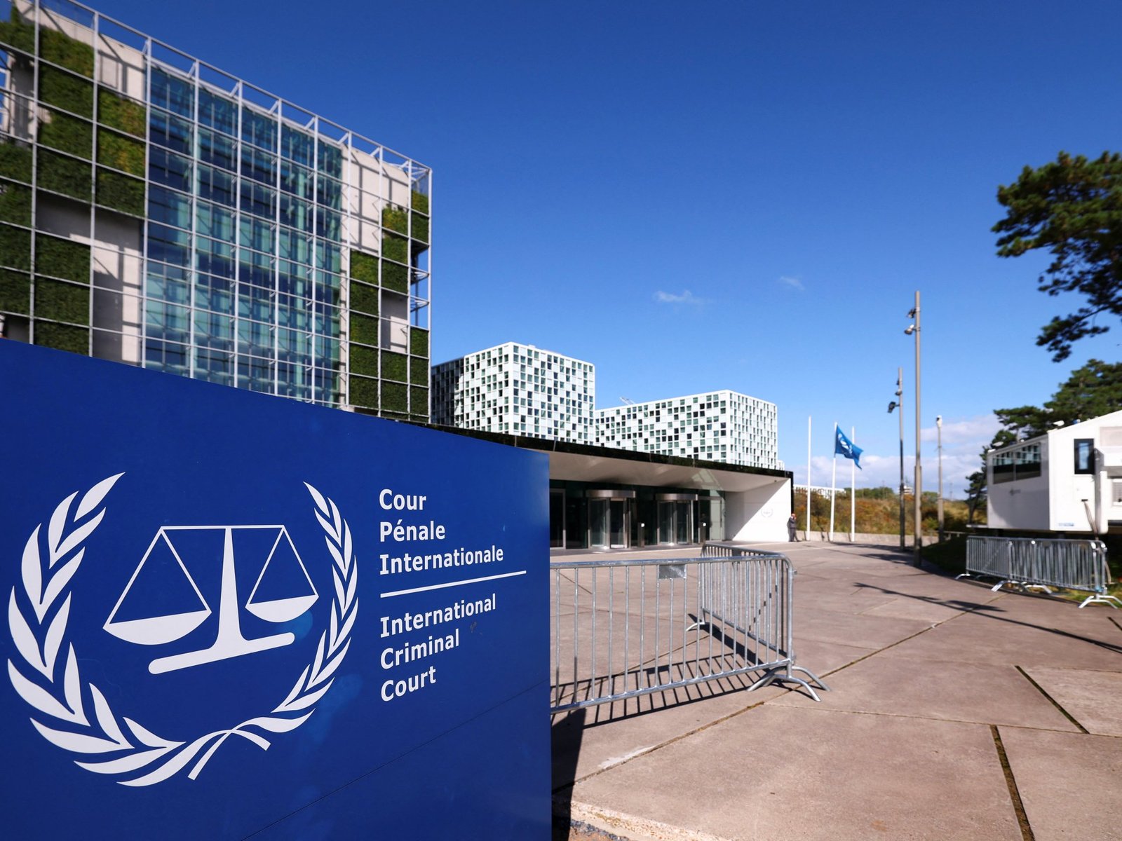 2025-09-22T164247Z_1036899969_RC20XGACPQGO_RTRMADP_3_USA-TRUMP-ICC-SANCTIONS-1766071315.jpg