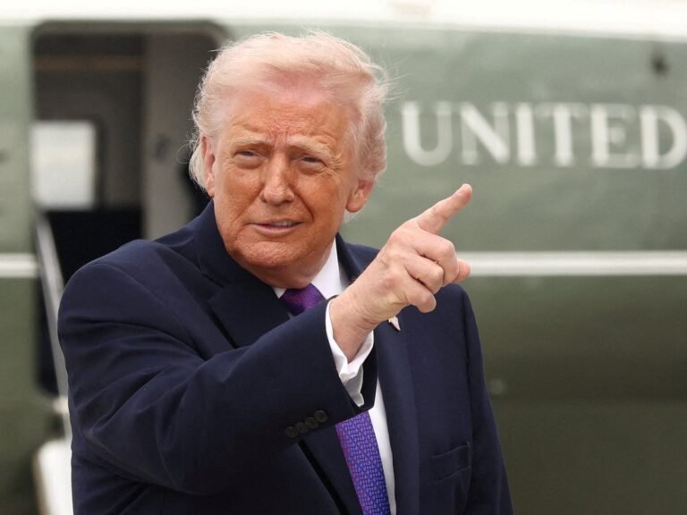 A president suing himself? Why experts say Trump’s $10bn lawsuit might fail | Donald Trump News