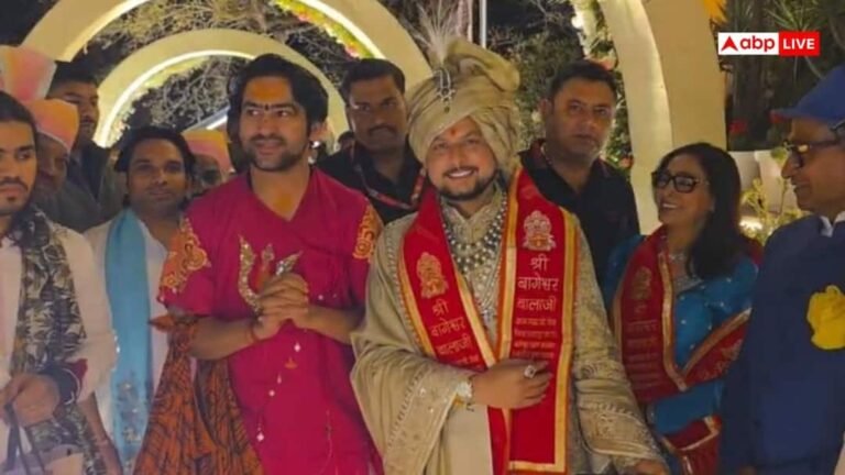 Dhirendra Shastri arrived at Kuldeep Yadav’s wedding, Baba Bageshwar gave a special gift to the cricketer.