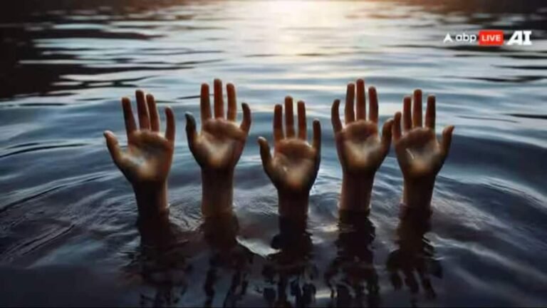 Motihari News: Shadow of mourning before the happiness of Holi, 6 children including 3 sisters died due to drowning in the river.