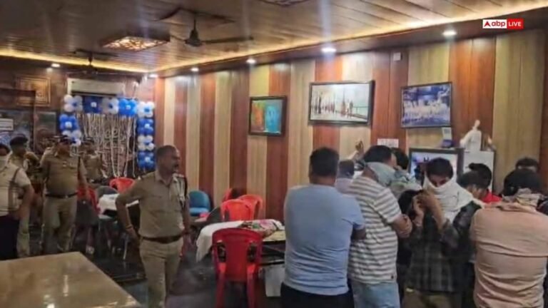 Illegal casino was running in the name of Nepali theme, Rishikesh police raided Hotel Navrang, 35 arrested
