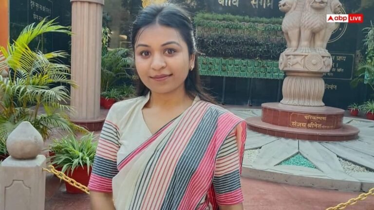 UPPCS Result 2026: Deeksha Agarwal of Moradabad becomes SDM, achieved 15th rank in first attempt without coaching