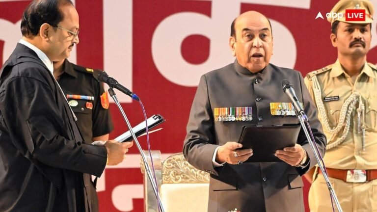 Bihar News: Retired Lieutenant General Syed Ata Hasnain became the 43rd Governor of Bihar, Justice Sangam Sahu administered the oath.