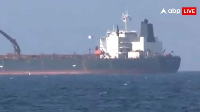 Tanker filled with Russian oil reached India, anchored near Mangaluru coast, what did the government say on the oil crisis?