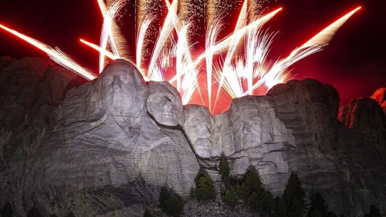 Mount Rushmore to host fireworks for America’s 250th birthday celebration