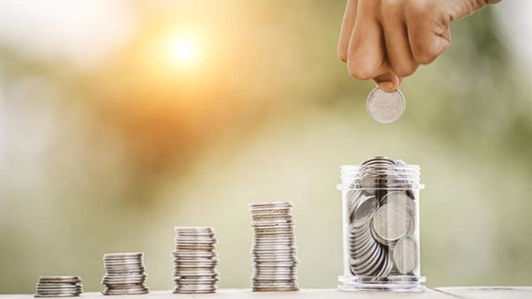 SIP inflows remain strong despite market consolidation, boosting mutual fund growth in India