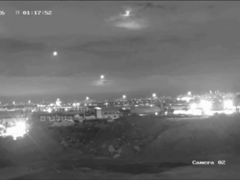 Videos show wave of missiles fired from Lebanon to Israel | Israel attacks Lebanon