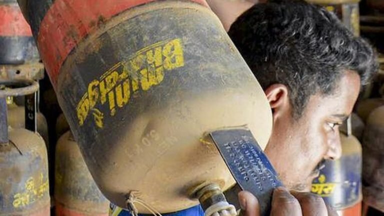 Swiggy, Eternal shares fall 5% as LPG shortage hits restaurant operations