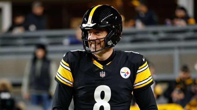 Aaron Rodgers makes crude comment about wife on ‘The Pat McAfee Show’