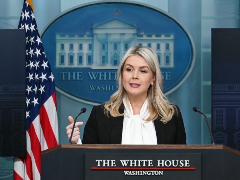 Spain denies White House claim it agreed to cooperate with US military | Politics News