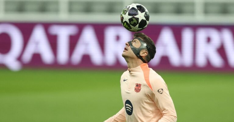LIVE: Newcastle United vs Barcelona – Champions League last 16 | Football News
