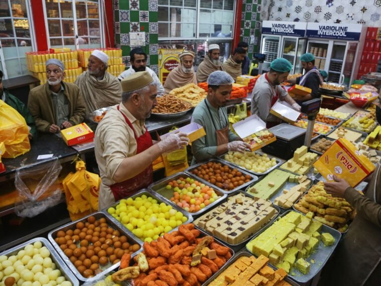 Pakistan and Afghanistan agree to temporary Eid al-Fitr ‘pause’ in conflict | Conflict News