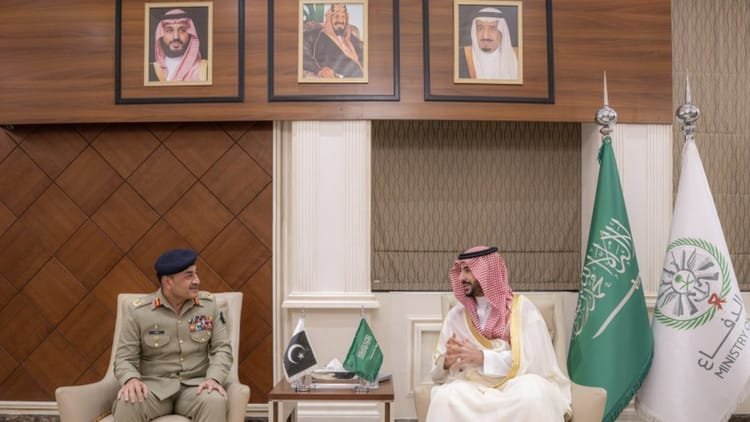 Will Pakistan enter the war with Iran?: Big meeting between Asim Munir and Saudi Defense Minister; Know its meaning – Will Pakistan Join War In Iran? Asim Munir Discusses Iranian Attacks With Saudi Arabia