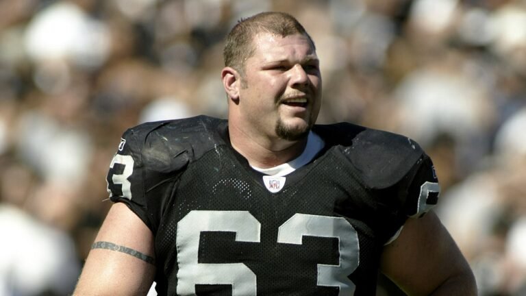 NFL news: Former Raiders All-Pro center Barret Robbins dies at age 52
