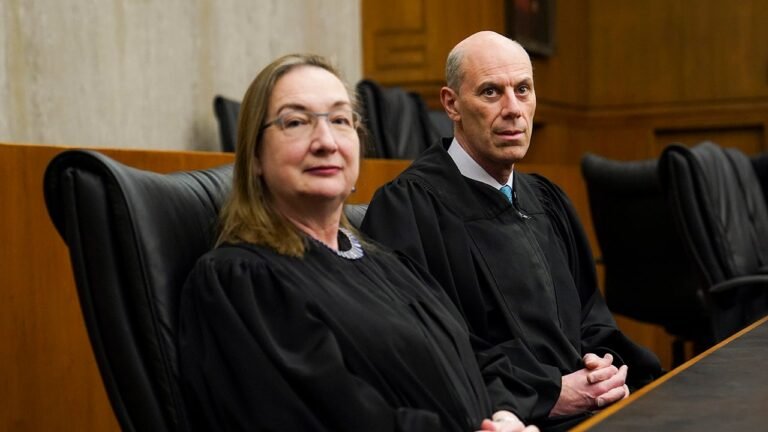 Jack Smith notes fuel GOP scrutiny over contacts with judges in Trump cases
