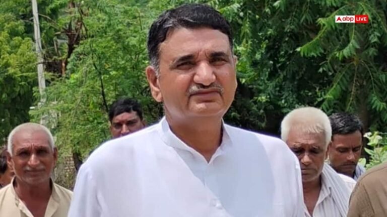 Rewari News: Former minister’s new Scorpio stolen, miscreants took away the car by breaking the glass, incident captured in CCTV